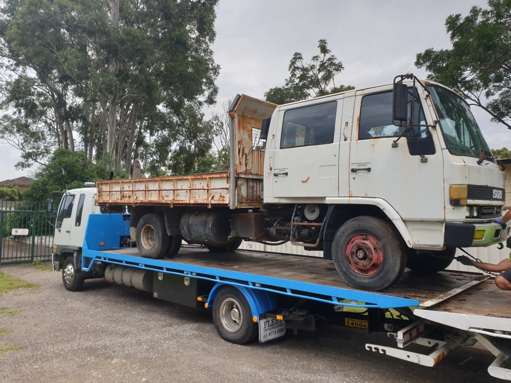 Towing Vehicles Services